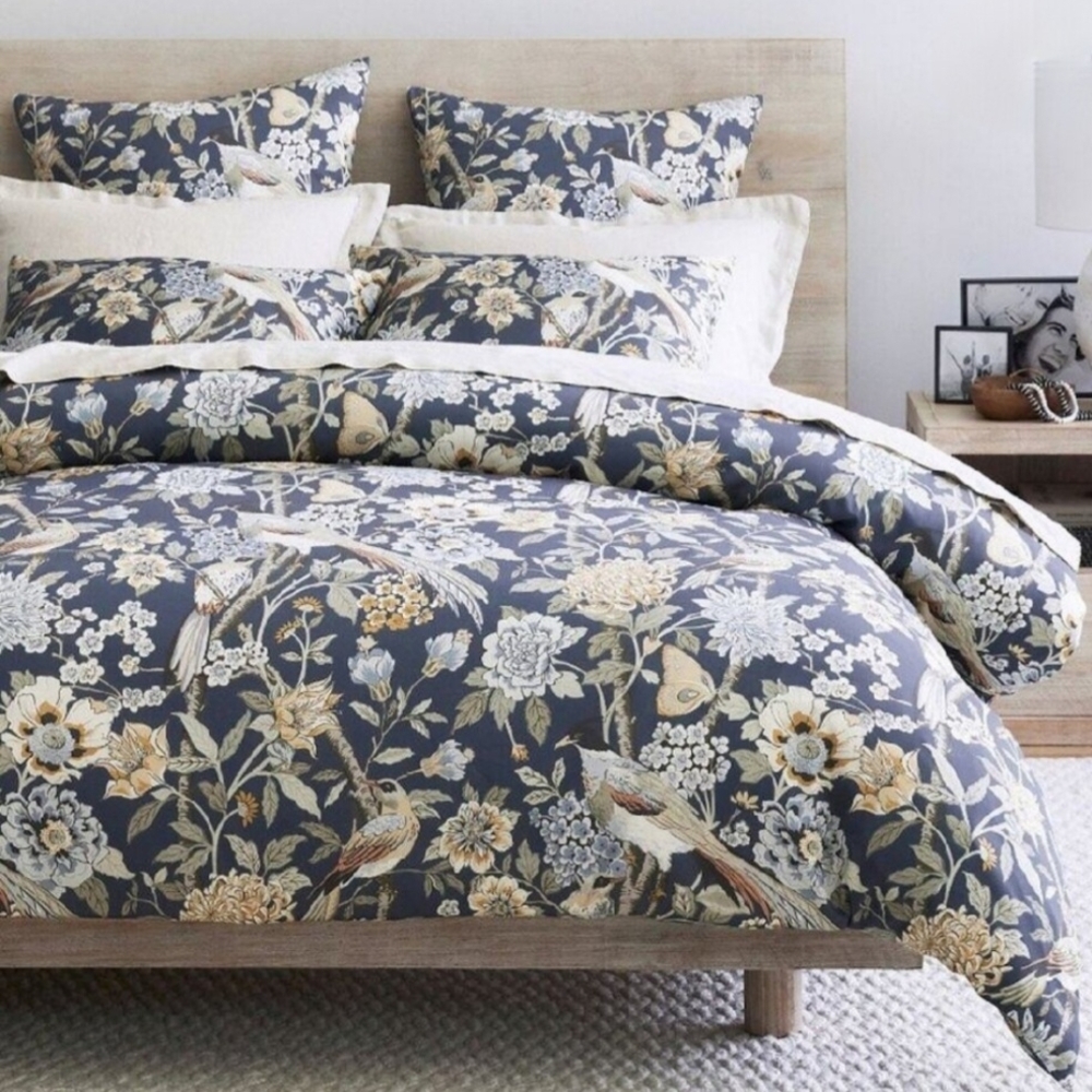 Pottery Barn BLOOM Queen Duvet